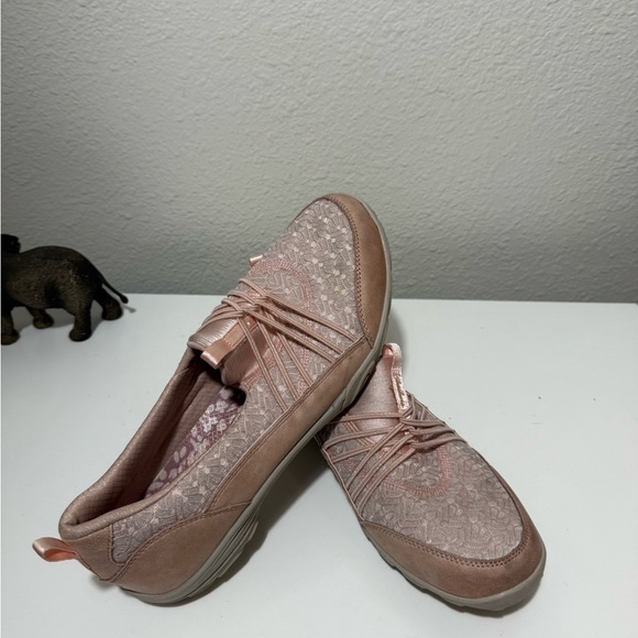Skechers Shoes - Skechers Women's Pink Lace Sneakers